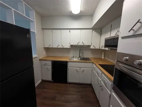 2391 Sumatran Way Clearwater FL 33763
