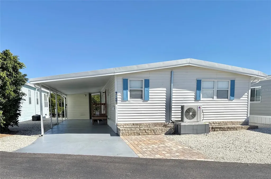 7127 Mount Piney Road NE St Petersburg FL 33702