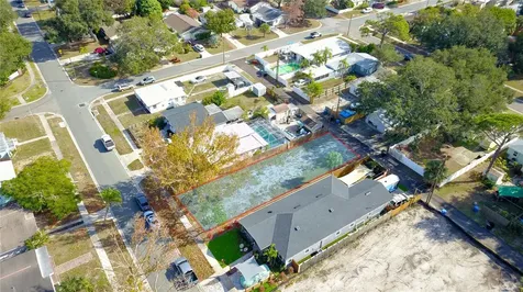 730 50th Avenue N St Petersburg FL 33703
