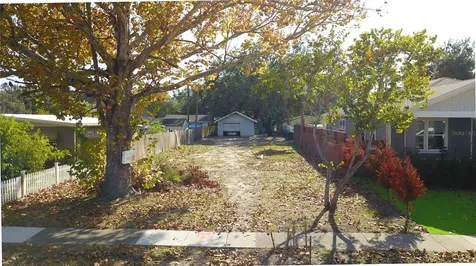 730 50th Avenue N St Petersburg FL 33703
