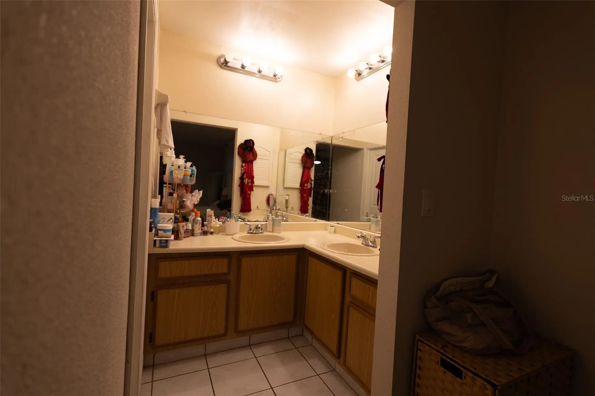 4610 N Country Hills Court Plant City FL 33566