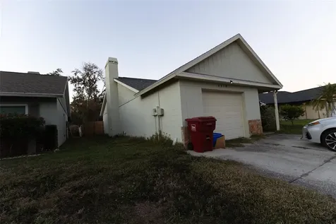 4610 N Country Hills Court Plant City FL 33566
