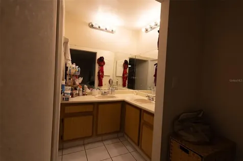 4610 N Country Hills Court Plant City FL 33566