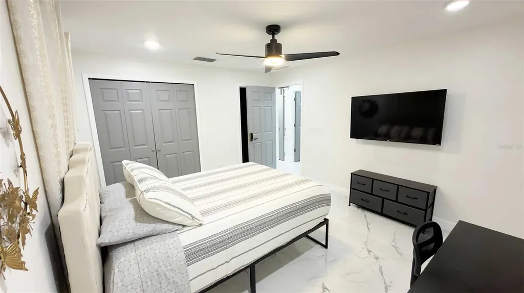 1414 E Harding Street Orlando FL 32806
