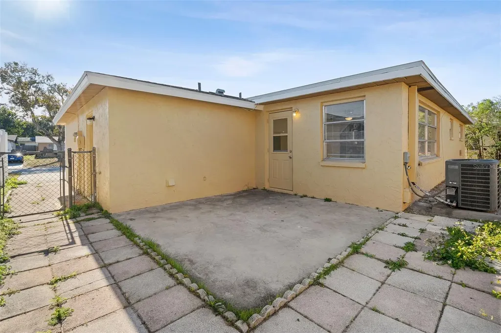 5054 School Road New Port Richey FL 34653