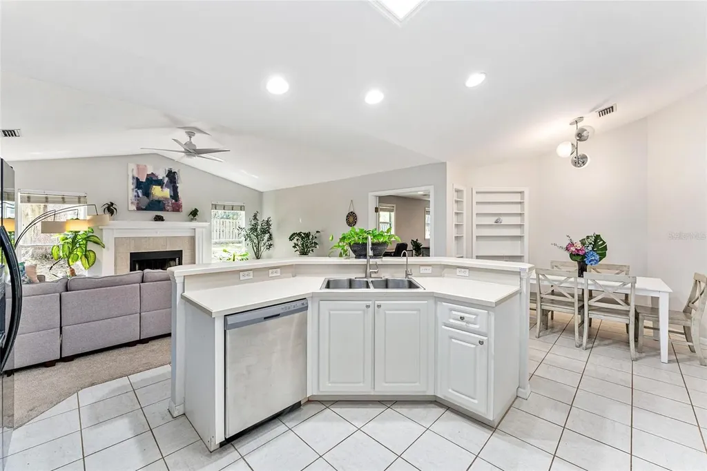 5164 SW 82nd Terrace Gainesville FL 32608