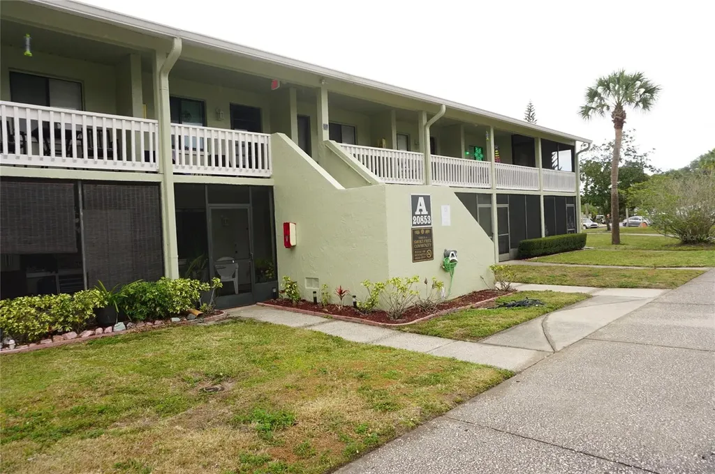 20853 Haulover Cove Lutz FL 33558