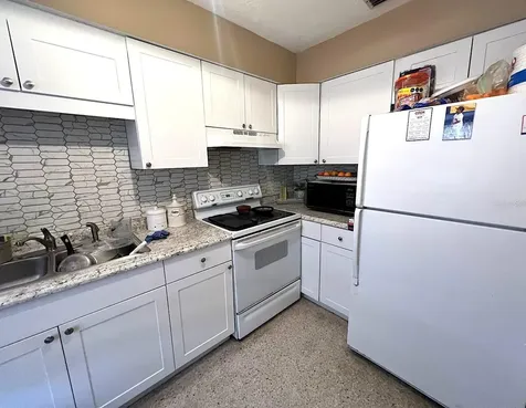 2100 9th Street Sarasota FL 34237