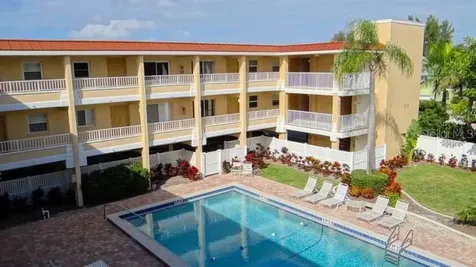 4200 Gulf Drive Holmes Beach FL 34217