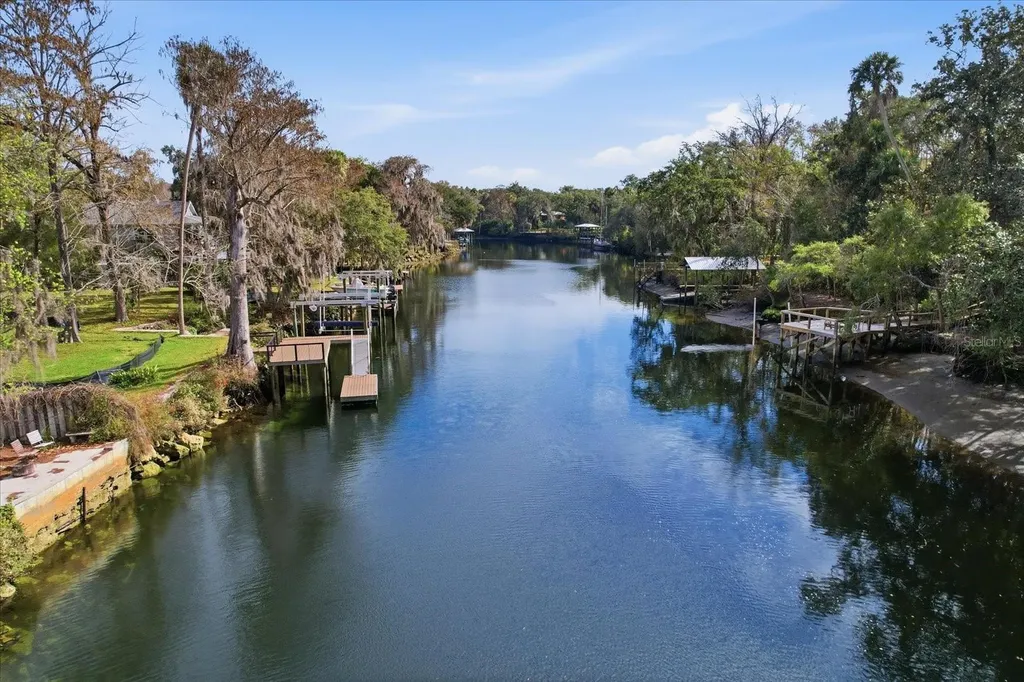 5415 Riverside Drive Yankeetown FL 34498