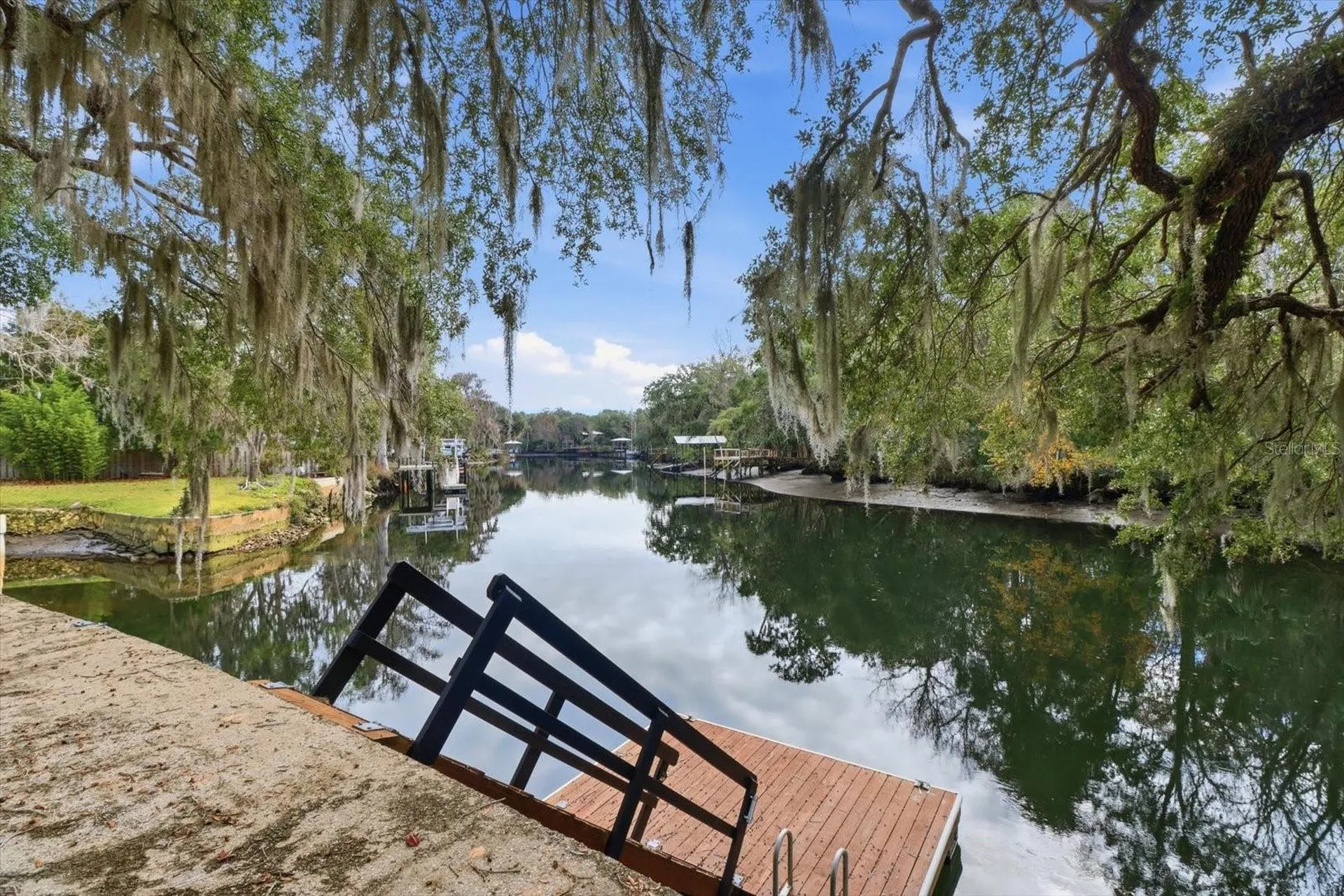 5415 Riverside Drive Yankeetown FL 34498