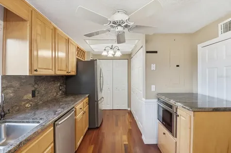 5415 Riverside Drive Yankeetown FL 34498