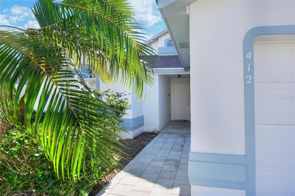 412 Emerald Cove Loop Lakeland FL 33813