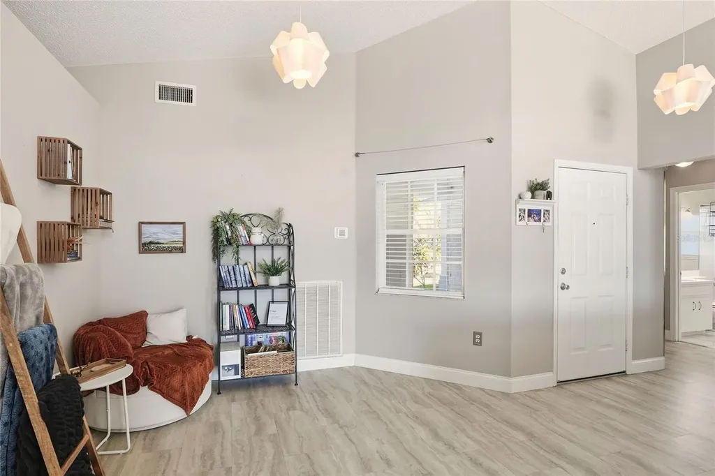 412 Emerald Cove Loop Lakeland FL 33813