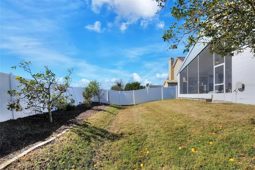 412 Emerald Cove Loop Lakeland FL 33813