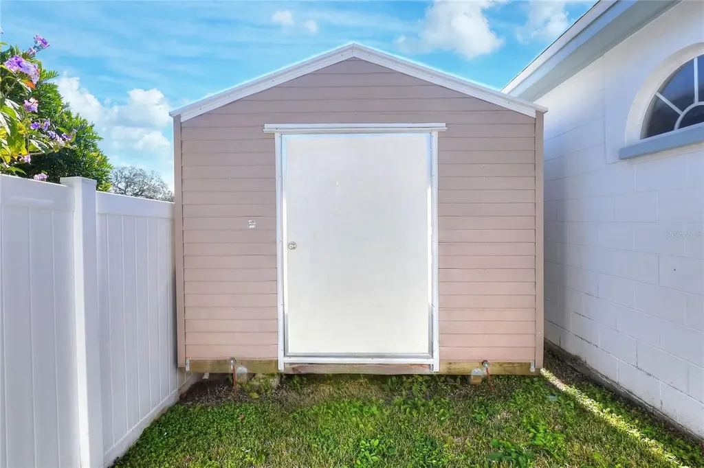 412 Emerald Cove Loop Lakeland FL 33813