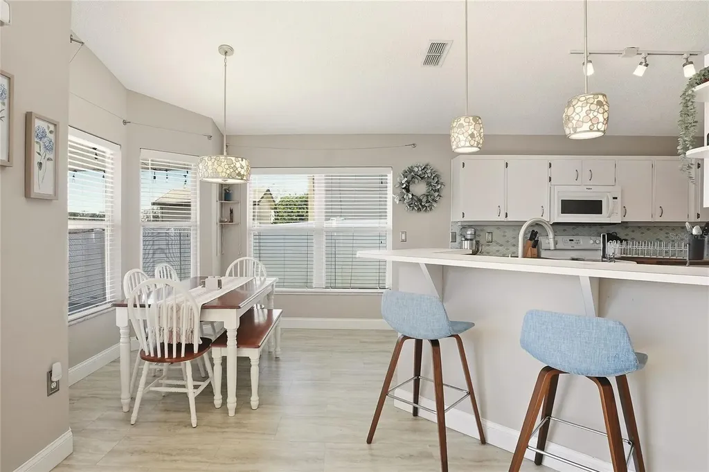 412 Emerald Cove Loop Lakeland FL 33813