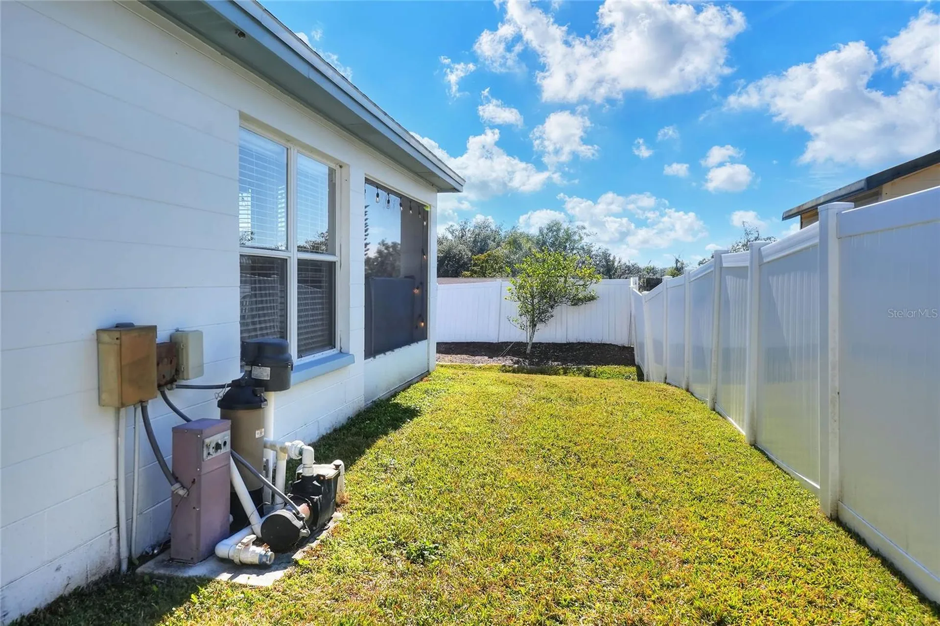 412 Emerald Cove Loop Lakeland FL 33813