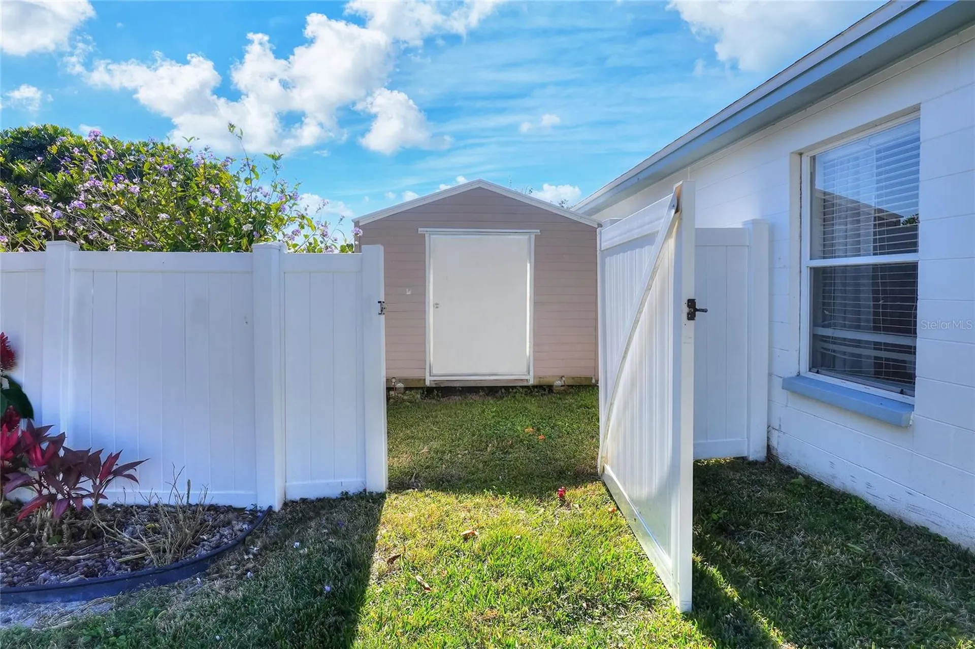 412 Emerald Cove Loop Lakeland FL 33813