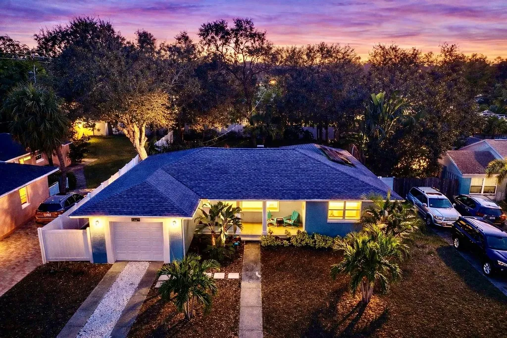 245 Garden Circle S Dunedin FL 34698
