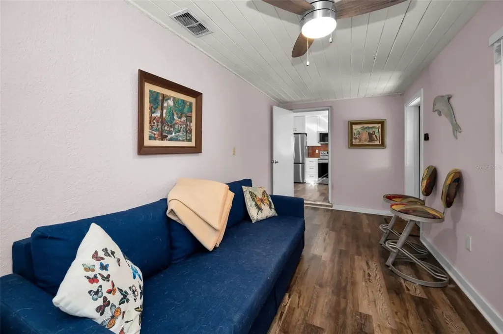 245 Garden Circle S Dunedin FL 34698