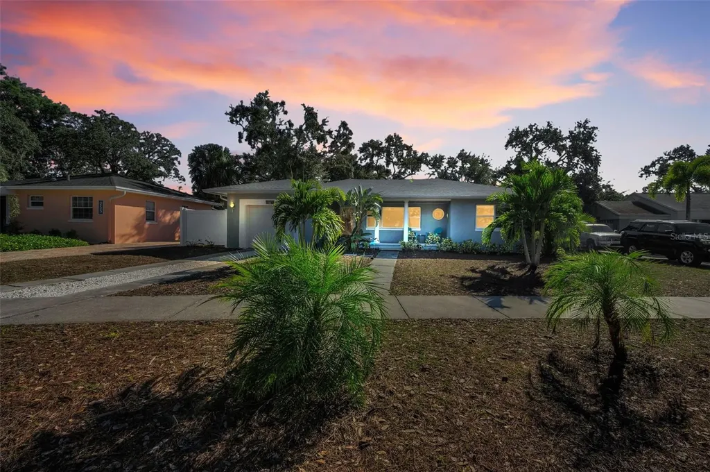 245 Garden Circle S Dunedin FL 34698