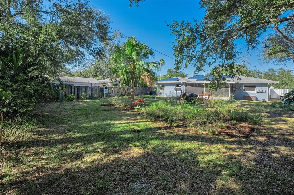 245 Garden Circle S Dunedin FL 34698