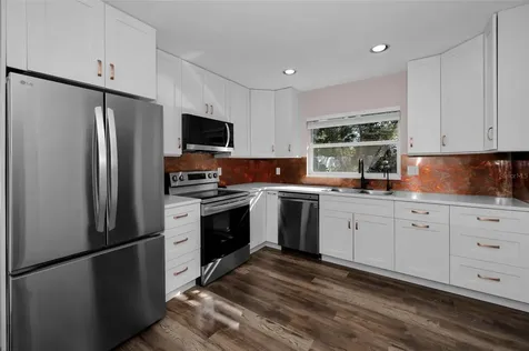 245 Garden Circle S Dunedin FL 34698