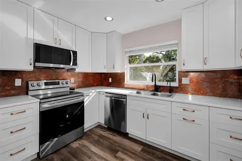 245 Garden Circle S Dunedin FL 34698
