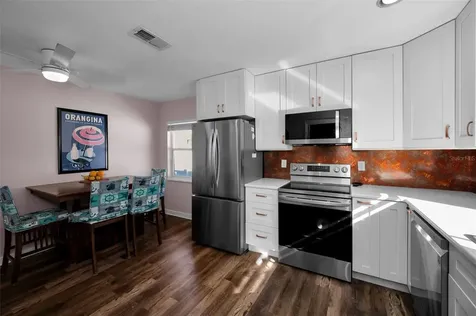 245 Garden Circle S Dunedin FL 34698