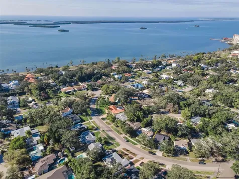 245 Garden Circle S Dunedin FL 34698
