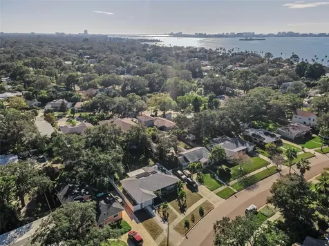 245 Garden Circle S Dunedin FL 34698