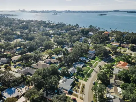 245 Garden Circle S Dunedin FL 34698