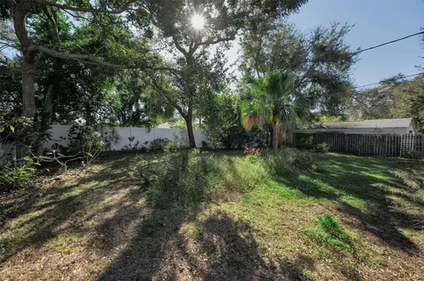 245 Garden Circle S Dunedin FL 34698