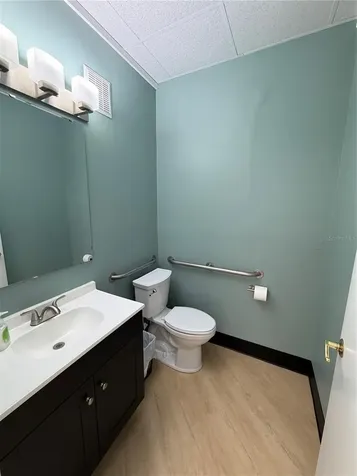 4950 Hall Orlando FL 32817