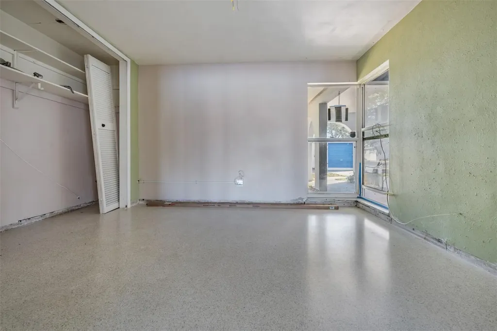 1854 Dolphin Boulevard S St Petersburg FL 33707