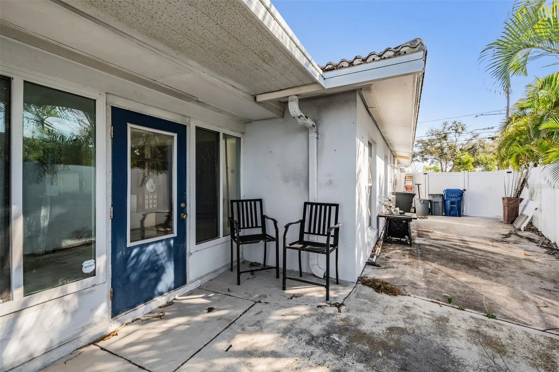 1854 Dolphin Boulevard S St Petersburg FL 33707