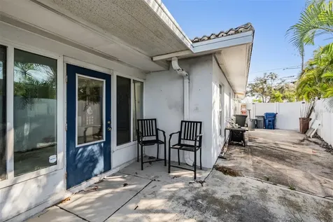 1854 Dolphin Boulevard S St Petersburg FL 33707