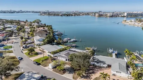 1854 Dolphin Boulevard S St Petersburg FL 33707