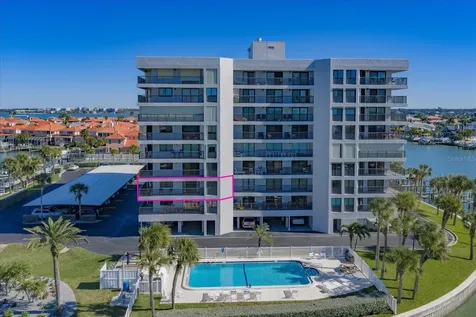 1651 Sand Key Estates Court Clearwater Beach FL 33767