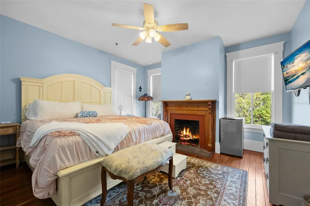 221 SE 7th Street Gainesville FL 32601