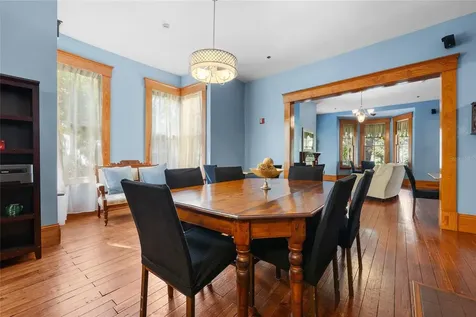 221 SE 7th Street Gainesville FL 32601