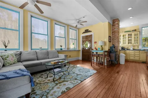 221 SE 7th Street Gainesville FL 32601