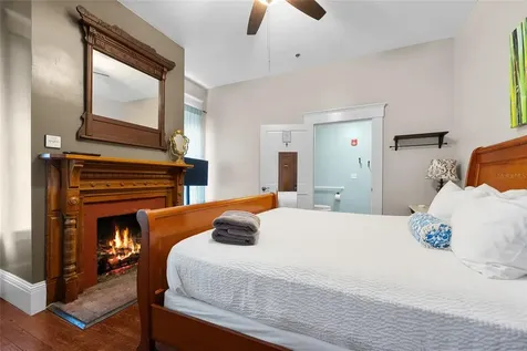 221 SE 7th Street Gainesville FL 32601