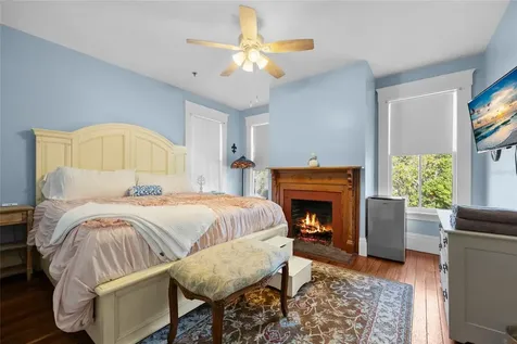 221 SE 7th Street Gainesville FL 32601