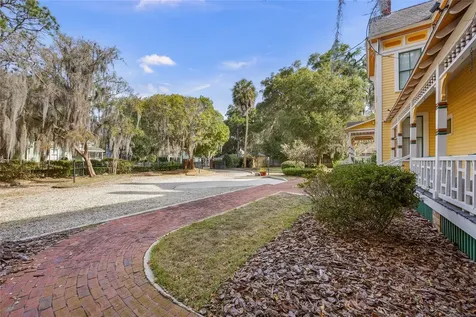 221 SE 7th Street Gainesville FL 32601