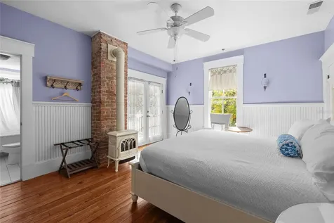 221 SE 7th Street Gainesville FL 32601