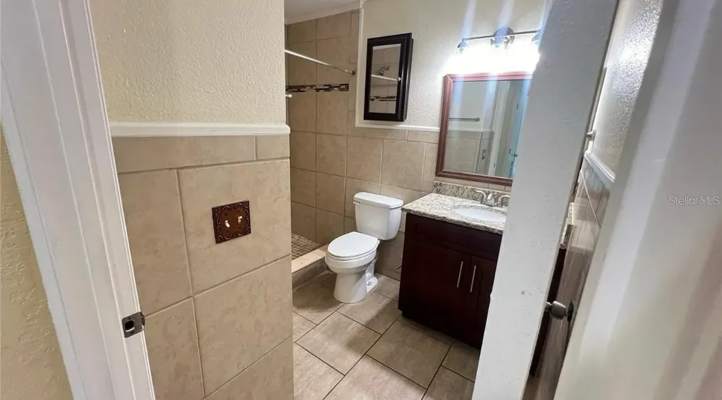 13941 Fairway Island Dr Drive Orlando FL 32837