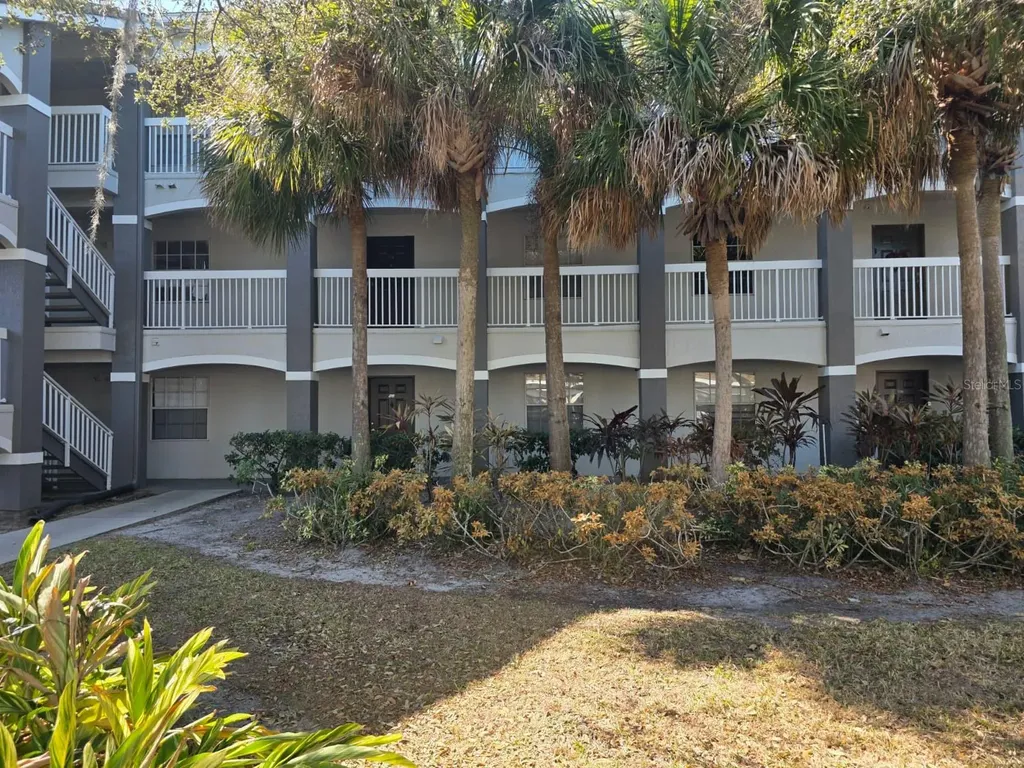 13941 Fairway Island Dr Drive Orlando FL 32837