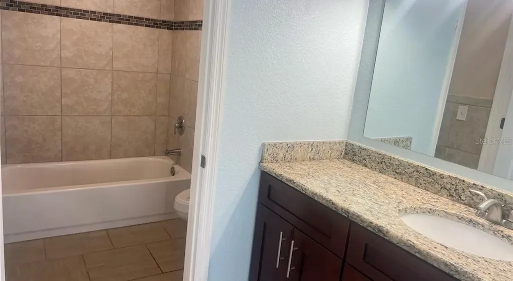 13941 Fairway Island Dr Drive Orlando FL 32837